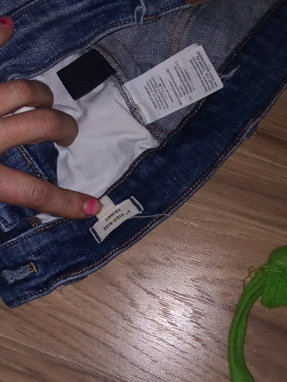 Madewell High-Rise Skinny Jeans in Dark Blue Wash